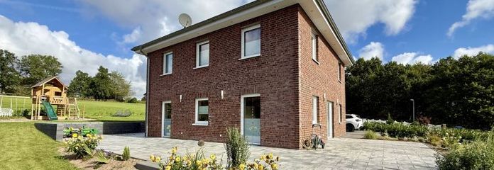 Fröndenberg-Hohenheide: Traumhaftes Einfamilienhaus im Villenstil – Exklusivität auf dem Land!