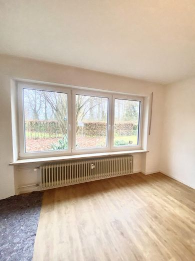 Helle 5-Zi Whg Dillingen / Donau (Nähe Krankenhaus) – Schlafzimmer 1