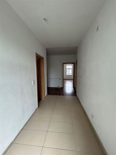 Großzügige 3-Zimmer mit Laminat, Balkon und Eckwanne in guter Lage – IMG_8667