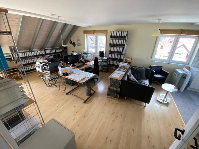 Modern office space with flexible usage options in Mainhausen – Großbüro