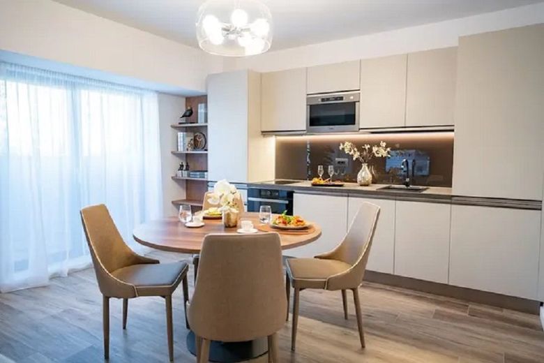 Exklusive 2-Zimmer-Wohnung mit Balkon und EBK in Wedding, Berlin – cb4b8dfdf3984a3c2f405d99d7cbc626_2_K8c-IBUM