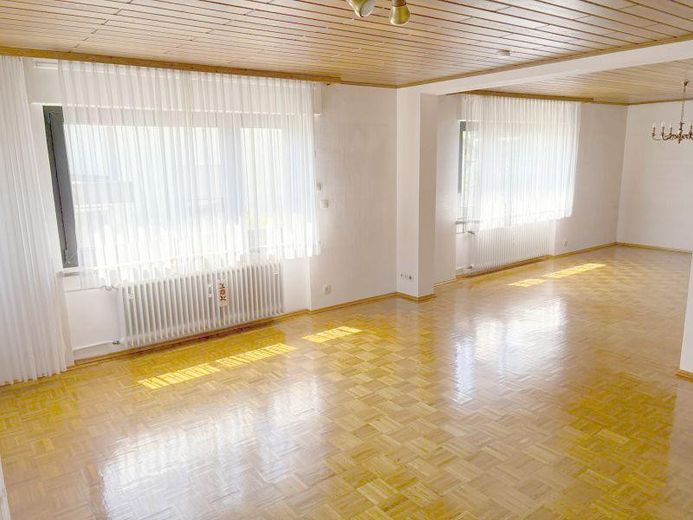 Bellissimo appartamento di 3,5 locali con ampio balcone e cucina componibile a Karlsruhe - Neureut – Foto 1