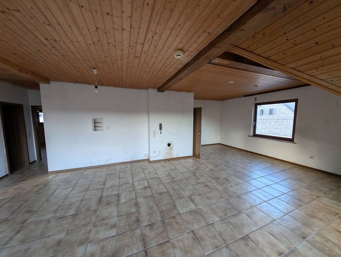 Haus in Unzenberg mit Ausbaureserve – Foto 3