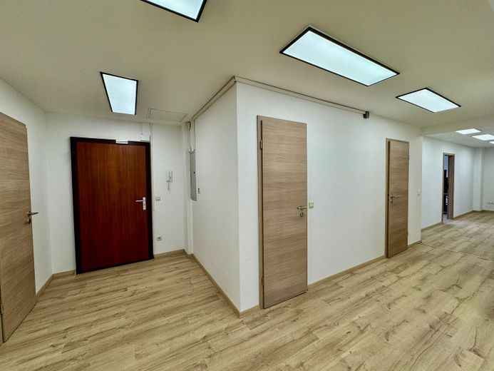 Büro / Praxis / Seminarräume Nürnberg – saniert, 220 m², bei Hbf – provisionsfrei (Eigentümer) – Foto 5