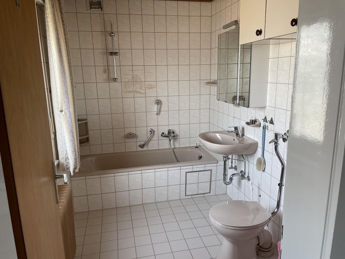 Badezimmer (OG)