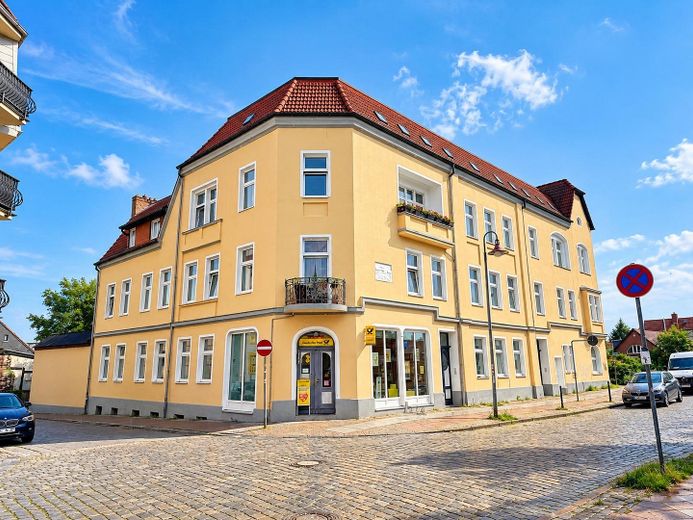 3-Zimmer-Wohnung in Rathenow - Zentral gelegen und Wassernähe – Hausansicht