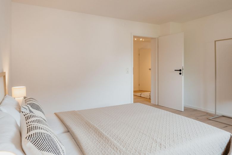 Erstbezug nach Sanierung | Helle 3,5-Zimmer-Wohnung mit Südbalkon (provisionsfrei & einzugsbereit) – Foto 9