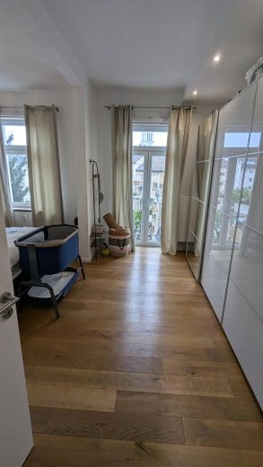 Schlaffzimmer 1 mit Balkon