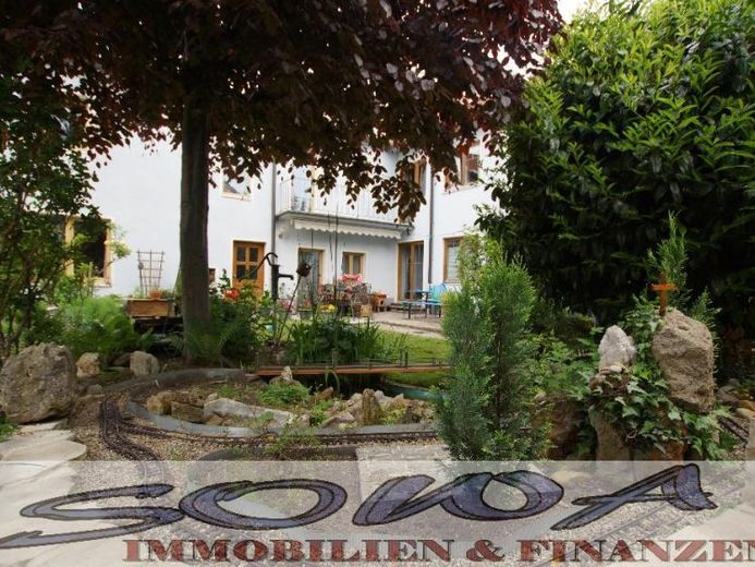 City center - Quiet location - 2 semi-detached houses together (one ready for occupancy) with garden in Neuburg - A property from your real estate partner SOWA Immobilien und Finanzen – Photo 1