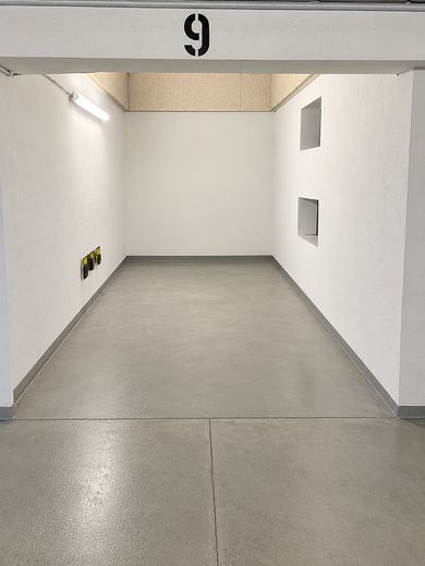 Atrakcyjne mieszkanie 3-pokojowe na sprzedaż w ekskluzywnej dzielnicy willowej Pullach (Großhesselohe)! – Garage