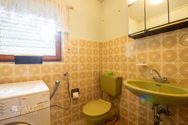 Ein Haus mit vielen Möglichkeiten! – Gäste WC