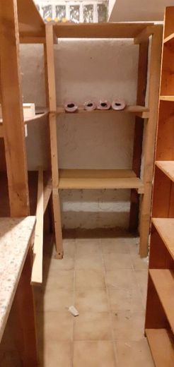 Schicke, gemütliche Dachgeschosswohnung in ruhiger Lage – Keller