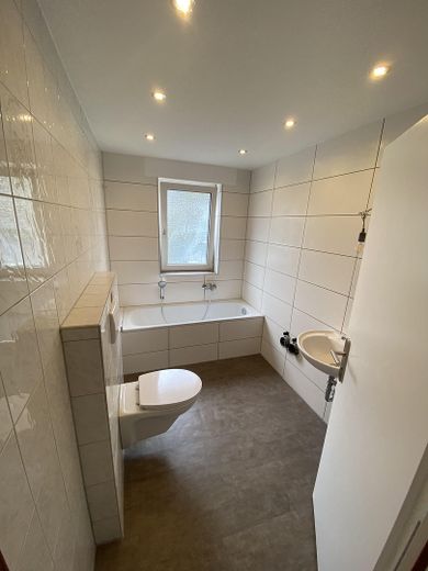 Helle 3 Zimmer Dachgeschosswohnung in Bretzenheim (Nahe) – Foto 8