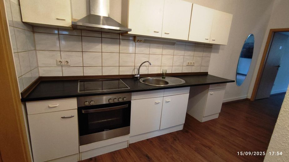 Mehrfamilienhaus, Vier Wohnungen – 60 m², insgesamt 240 m². Das Haus hat vier Etagen – Foto 5