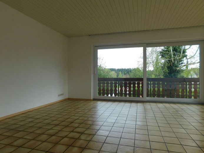 Wohnzimmer v. Esszimmer