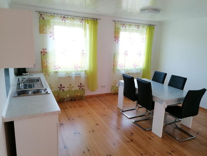 Stilvoll saniertes Herrenhaus auf 3.794 m² Grundstück – Foto 9
