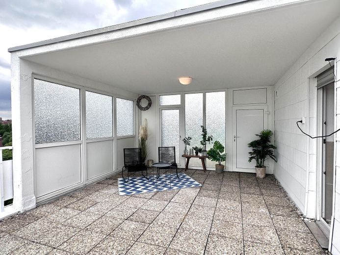 Provisionsfrei: Exklusives Penthouse mit XXL-Dachterrasse und Loggia – Loggia
