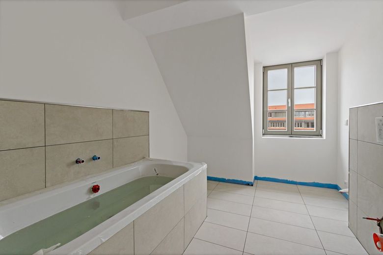 Erstbezug - Modernes Wohnen im historischen Ambiente (P4) – Badezimmer 1