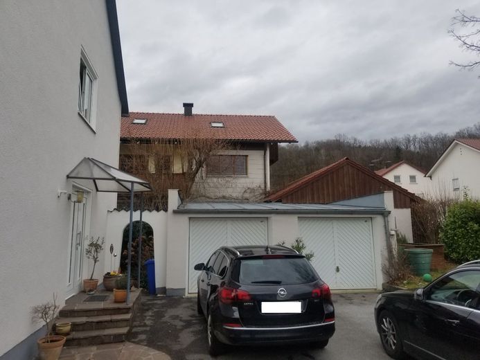 Ein-oder Zweifamilienhaus in Deggendorf – 20200306_152307