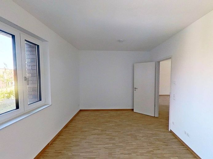 Vivienda moderna en Kronsrode: apartamento de 3 habitaciones con COCINA EMPOTRADA – Ansicht II: Schlafzimmer I