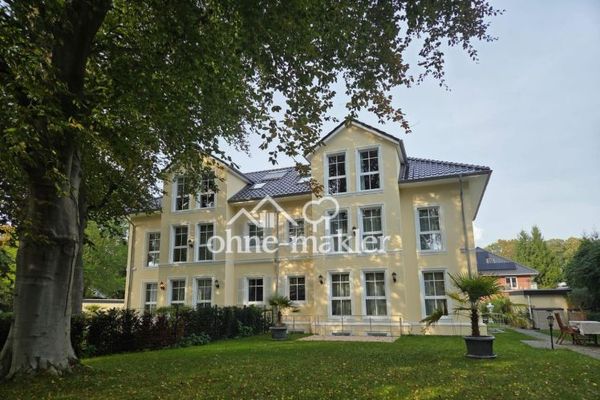 A+ Neubau Stadtvilla im Verbund in Elbnähe