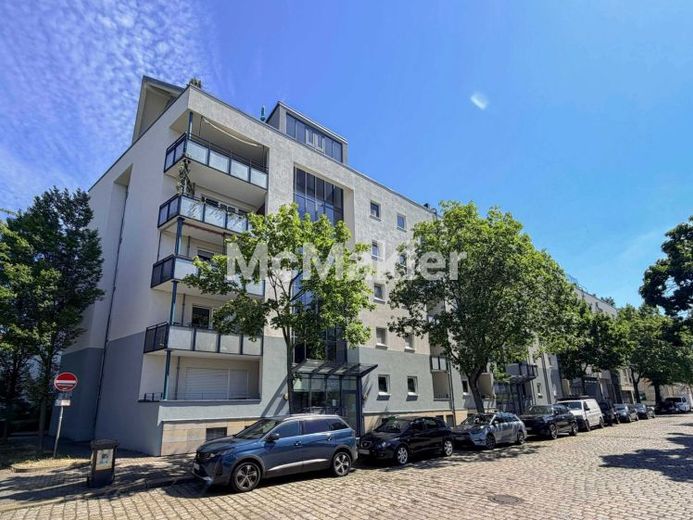 *Pacchetto completo per investitori* 2 locali con balcone, cucina attrezzata, posto auto in garage e ascensore – Foto 1