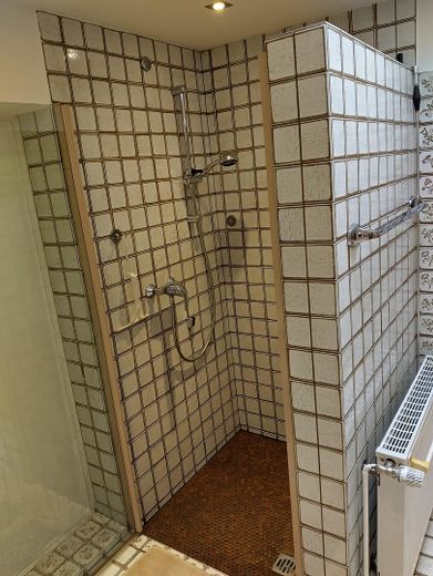 Bad ensuite