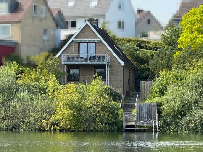 Einfamilienhaus am See mit ELW, Schlossblick und Steg, provisionsfrei – Foto 15