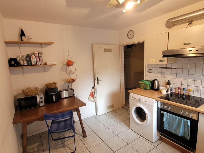 Großzügige, helle 3-Zimmerwohnung in Südstadt – Küche