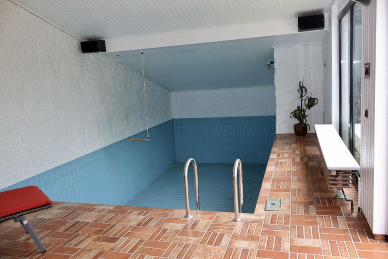 Schwimmbad