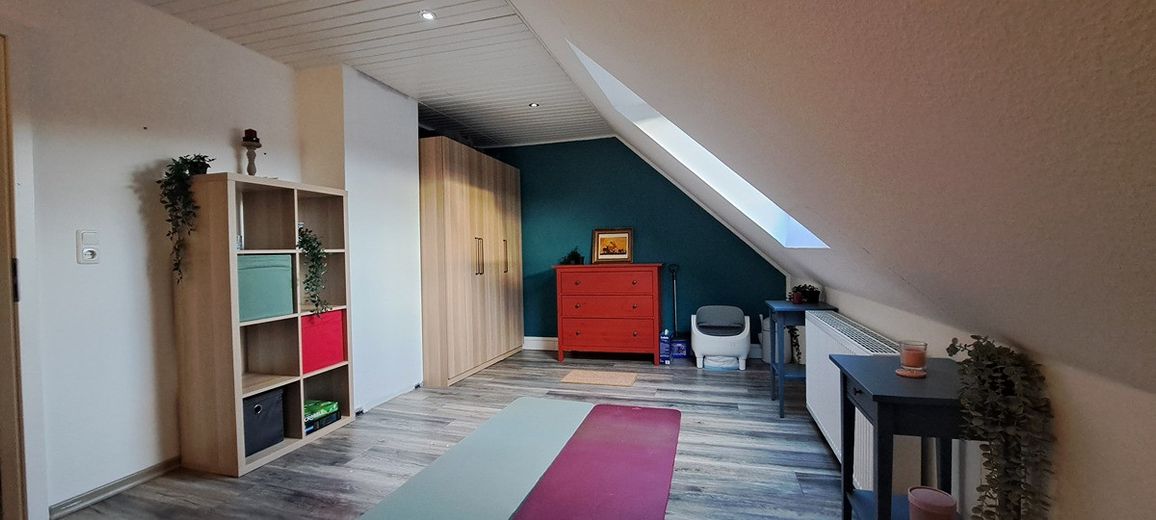 Einziehen und aufblühen: modernisiertes 5,5 Zimmer Reihenhaus mit Garten & Terrasse – provisionsfrei – Foto 17