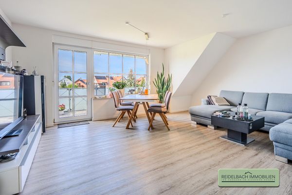 Maisonette mit besonderem Wohngefühl – 85 m², Balkon mit freiem Blick & Stellplatz