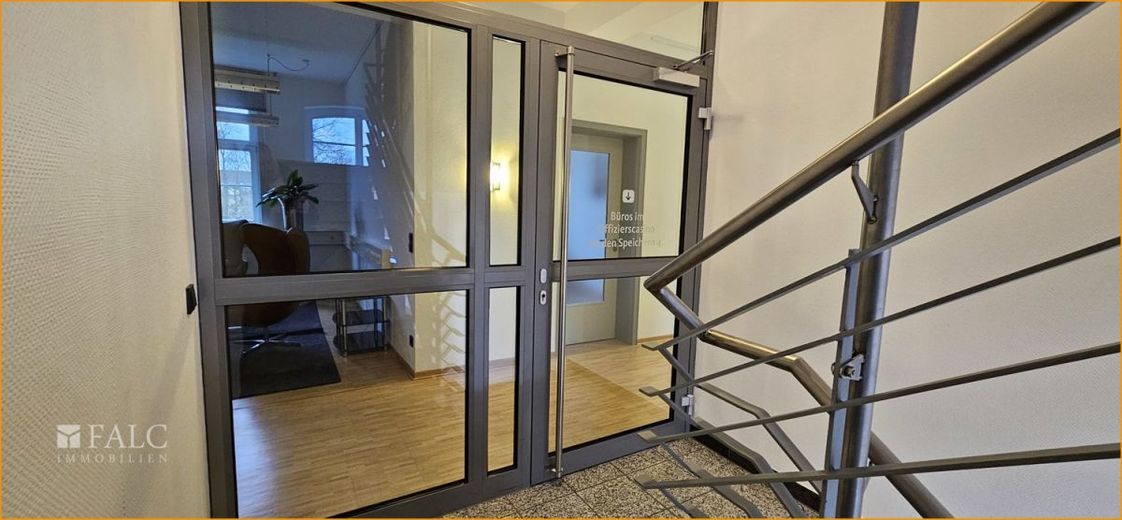 Büroraum im Büro- und Kommunikationszentrum im Norden Münsters zu vermieten – Hausflur