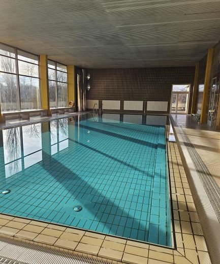 Möblierter Erstbezug nach Kernsanierung! Mit Schwimmbad und Sauna mitten in der Stadt Schillerteich – Foto 5