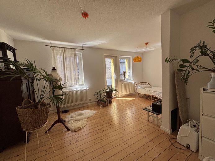 Mid-terrace house, side street in Fesenfeld, very good state of renovation, approx. 102.4 m², approx. €4,297/m² – Photo 15