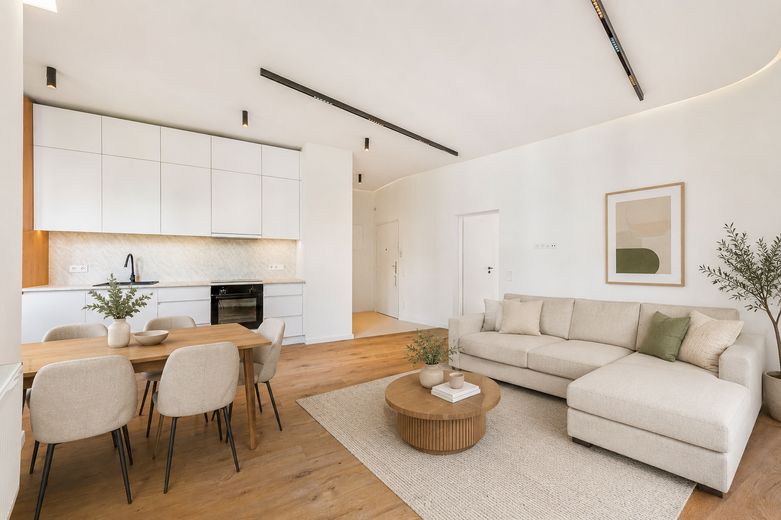 bezugsfertig mit Einbauküche 2-Zimmer-Wohnung –provisionsfrei – Möblierungsvariante 1