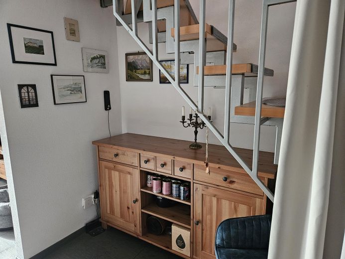 Stellfläche unter der Treppe