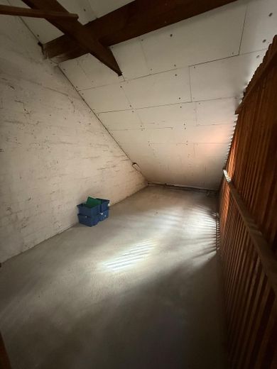 3 Zimmer Whg mit Balkon + Garage in St. Magnus 165.000€ !!Provisionsfrei!! – Dachboden