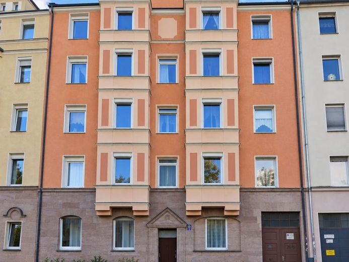 Gepflegte 3-Zimmer-Erdgeschosswohnung in zentraler Lage von Nürnberg – Foto 1