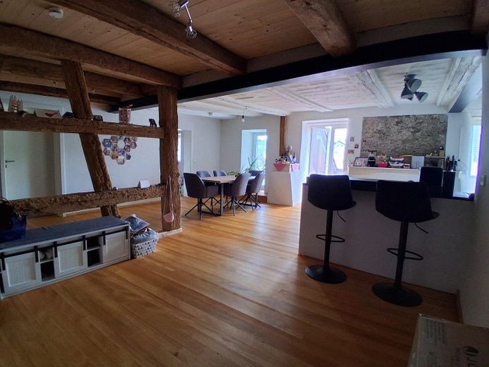 Kernsanierte Fachwerkwohnung mit Aufzug – Wohnen an der historischen Stadtmauer in Bräunlingen – Foto 4