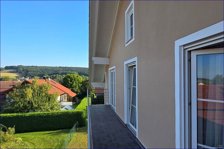 RESERVIERT 
Große Doppelhaushälfte mit ELW und/oder Büro in Kößlarn - Bäderdreieck – ICC - Immobilien Competence Center - Doppelhaushälfte in Kößlarn