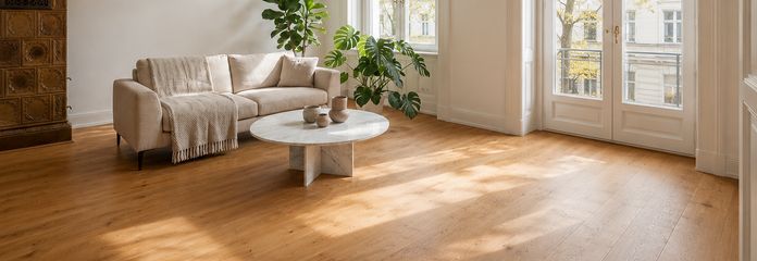 Juwel am Hanauer Schlossgarten: Top-sanierte 4-Zi-Altbauwohnung - Provisionsfrei – Wohnzimmer