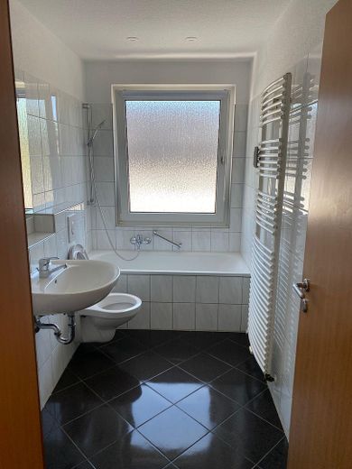 Helle, gut geschnittene 3-Zimmer Wohnung in Datteln - kürzlich saniert – Bad