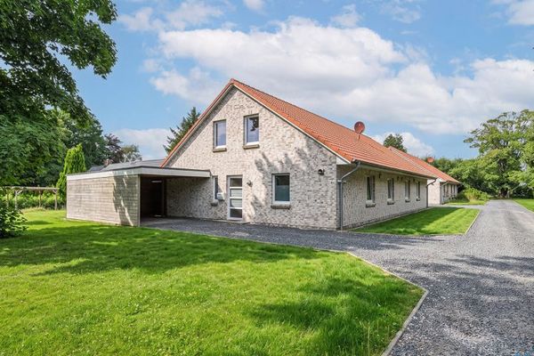 Kapitalanlage oder Eigennutzung in Humptrup – Zweifamilienhaus mit zwei Haushälften