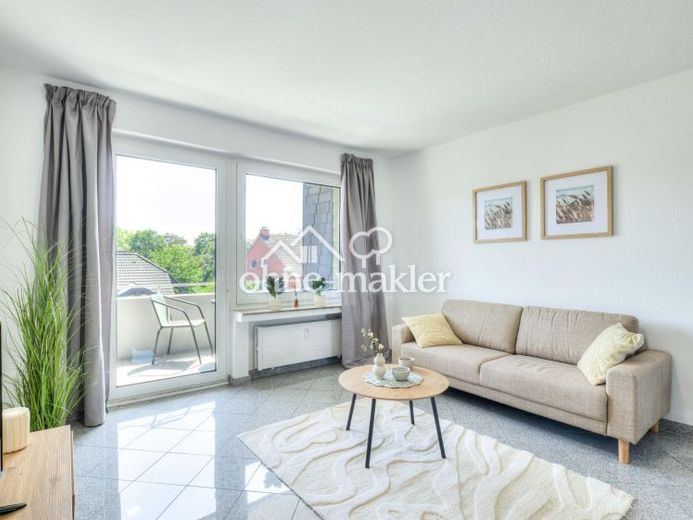 Renovierte 3-Zimmer Wohnung mit Balkon in ruhiger Lage – Sofort einziehen und wohlfühlen – Foto 1