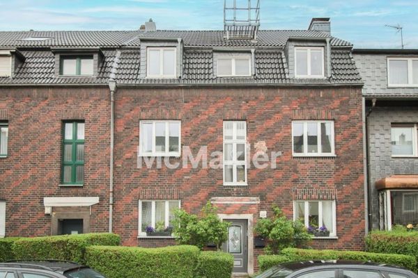 Verzorgd en gerenoveerd meergezinswoning met 2 maisonettewoningen voor eigen gebruik of als kapitaalinvestering