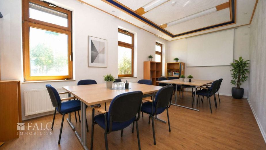 Cashflow-Immobilie mit Optimierungspotenzial - FALC Immobilien – Konferenz- oder Pausenraum