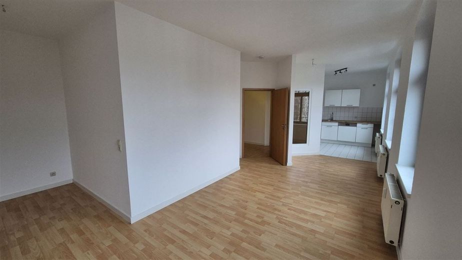 Großzügige 1-Zimmer mit Wannenbad, EBK, offener Küche und Aufzug! – 1000167434