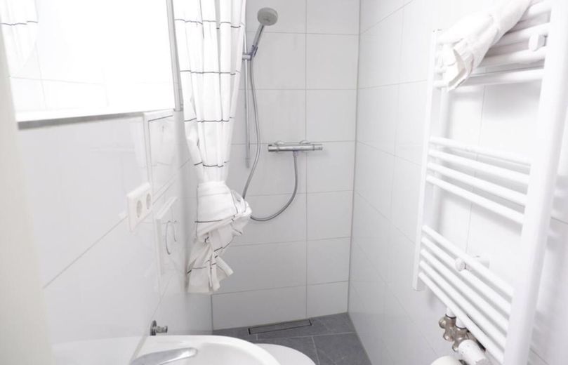Centrale - Ammobiliato - 2 locali – Photo 7
