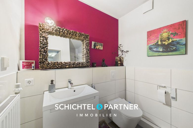 Oberneuland | Stilvolle Maisonette-Wohnung mit Schwimmbad und Sauna – S&amp;P | Badezimmer